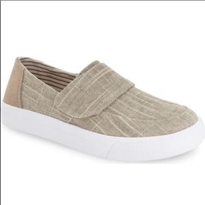 BNWT Toms Altair Sneakers
